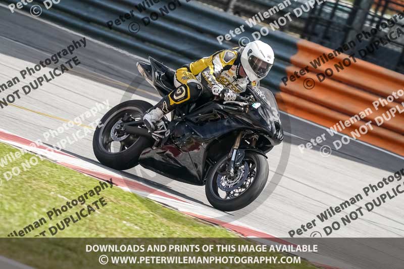 Sepang;event digital images;motorbikes;no limits;peter wileman photography;trackday;trackday digital images